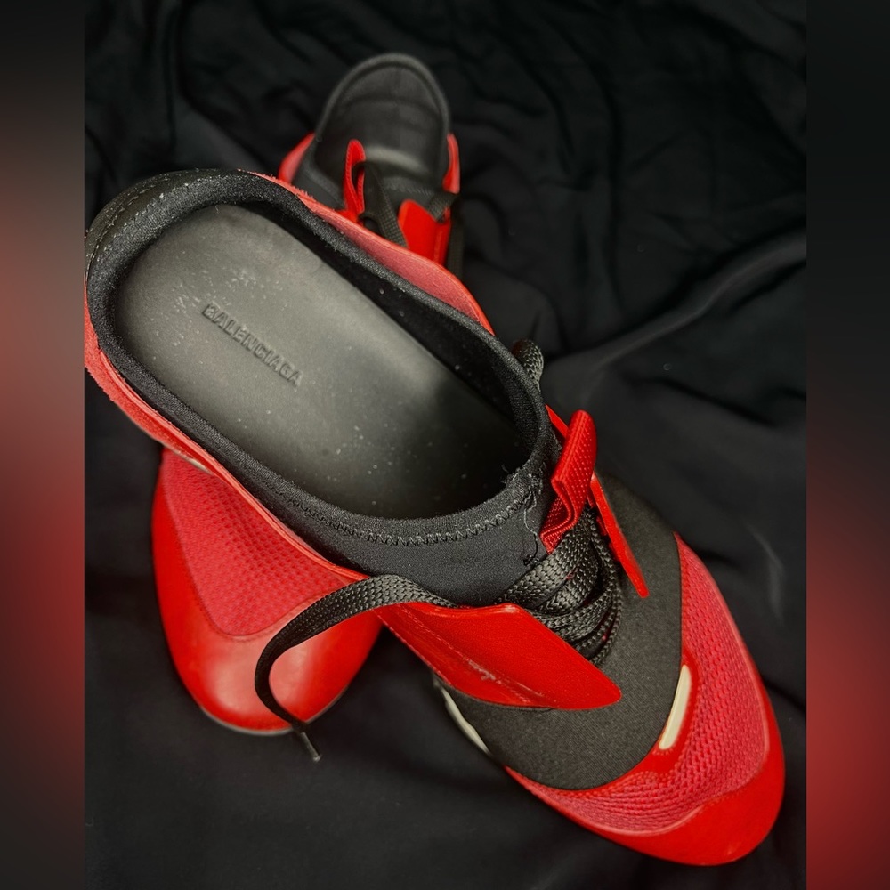 Balenciaga race runners athletic shoes size 44